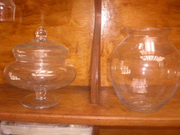 Lindos potes para bombons x Copos chop .